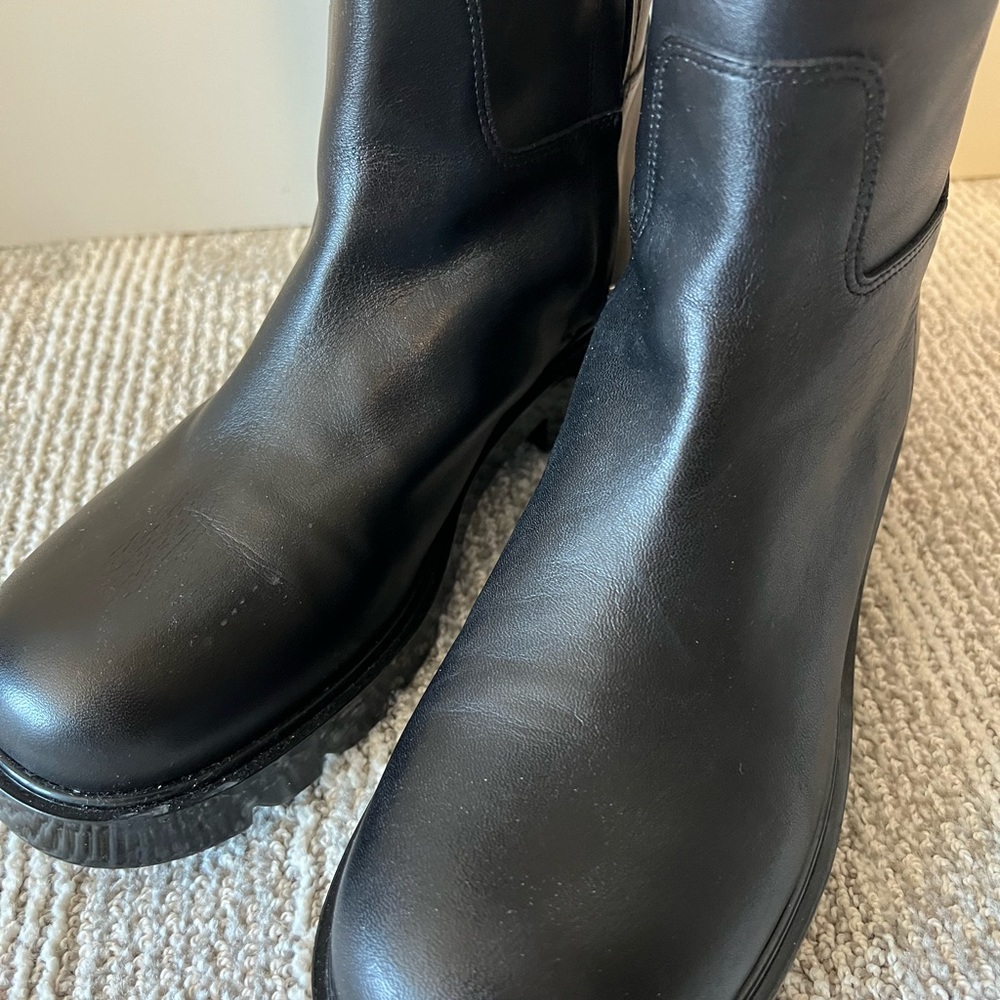 Marc Fisher boots. 8 1/2 medium. - Picture 8 of 10